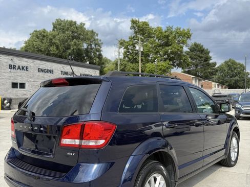 Used 2018 Dodge Journey SXT image 6