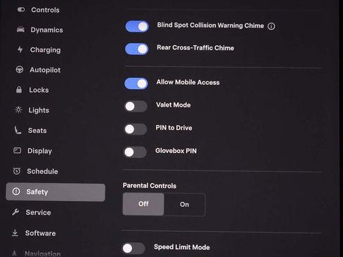 Used 2023 Tesla Model 3 Standard Range image 46