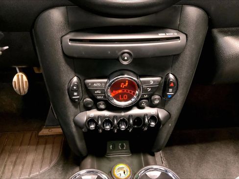 Used 2015 MINI Cooper Roadster S image 31