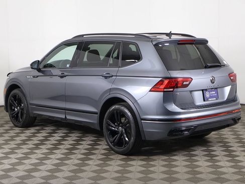 Used 2023 Volkswagen Tiguan SE R-Line FWD image 11