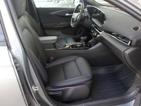 Used 2026 Buick Envista Sport Touring w/ Convenience I Package FWD image 25