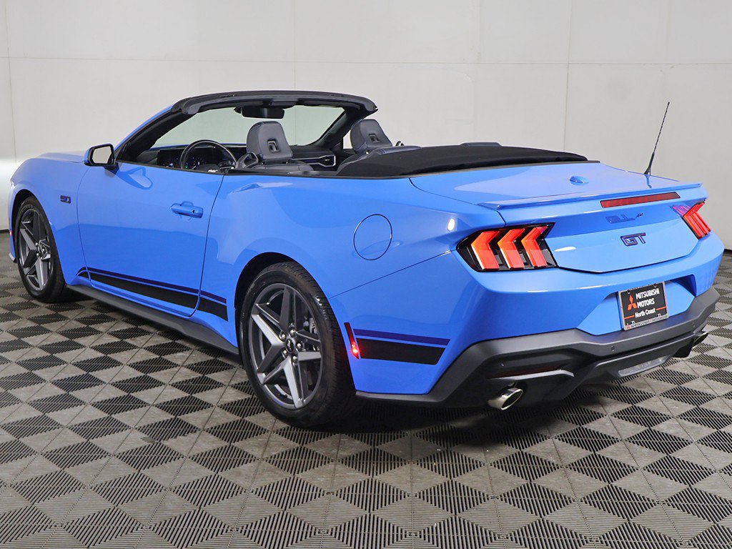 Used 2025 Ford Mustang GT Premium w/ California Special Package RWD image 10