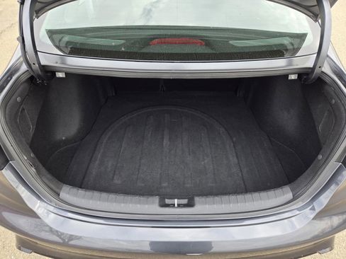 Used 2024 Kia Forte LXS image 9