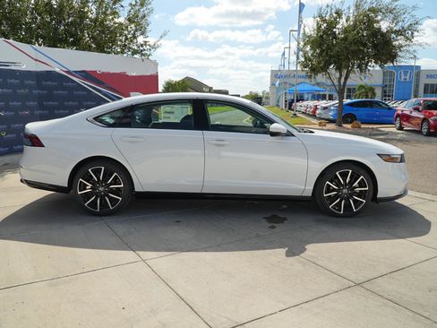 New 2025 Honda Accord Touring image 4