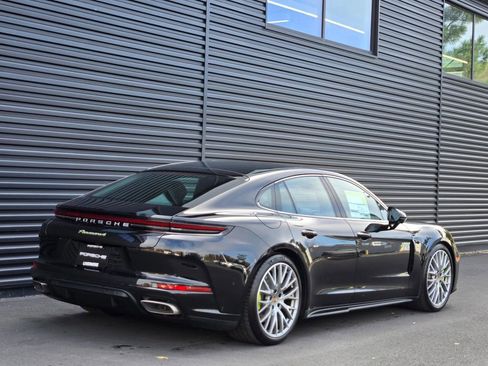 New 2026 Porsche Panamera 4 image 7