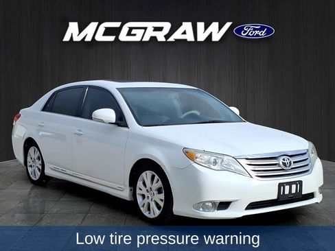 Used 2012 Toyota Avalon image 8