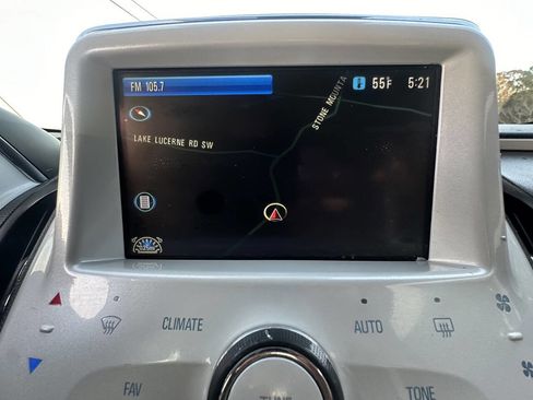 Used 2012 Chevrolet Volt Premium w/ Premium Trim Package image 26