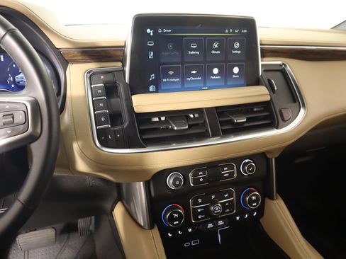 Used 2024 Chevrolet Tahoe Premier image 5