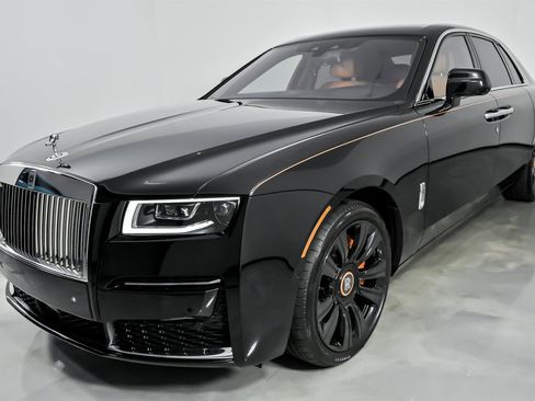 Used 2022 Rolls-Royce Ghost image 6