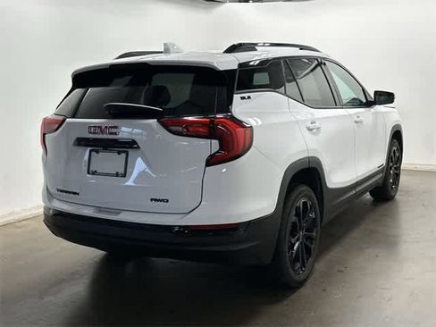 Used 2021 GMC Terrain SLE w/ Driver Convenience Package image 32