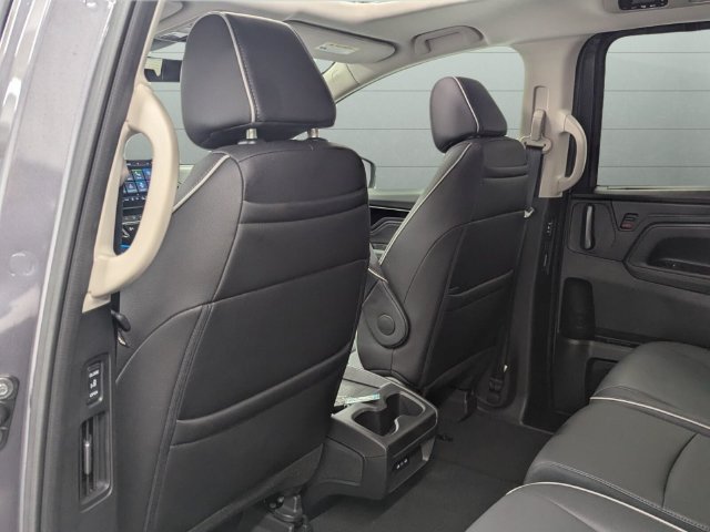 Used 2026 Honda Odyssey Touring image 31