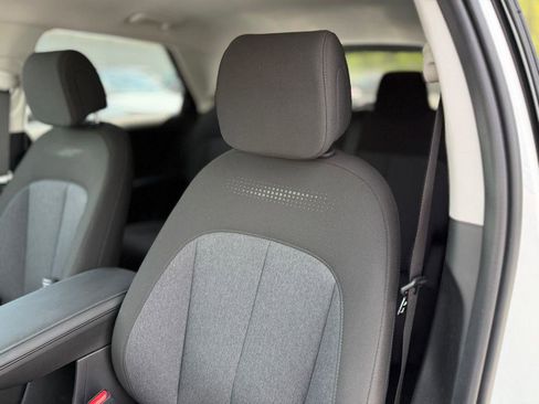 New 2026 Hyundai Ioniq 5 SE image 9