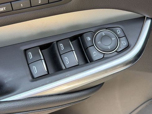 Used 2020 Cadillac XT4 Premium Luxury AWD/4WD image 12