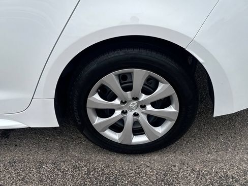 Used 2024 Toyota Corolla LE FWD image 41