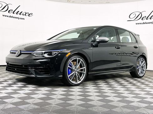 Used 2024 Volkswagen Golf R 2.0L TSI 4MOTION 7-Speed DSG T w/ MDO Package image 3