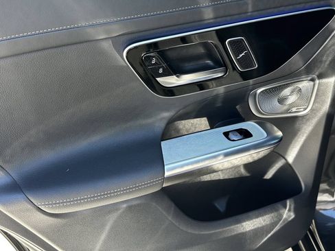 Certified 2025 Mercedes-Benz GLC 300 image 25