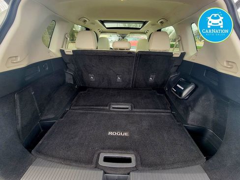 Used 2021 Nissan Rogue SL AWD/4WD image 12