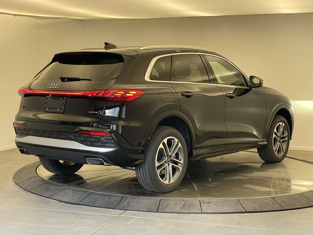 New 2026 Audi Q5 Premium Plus AWD/4WD image 7
