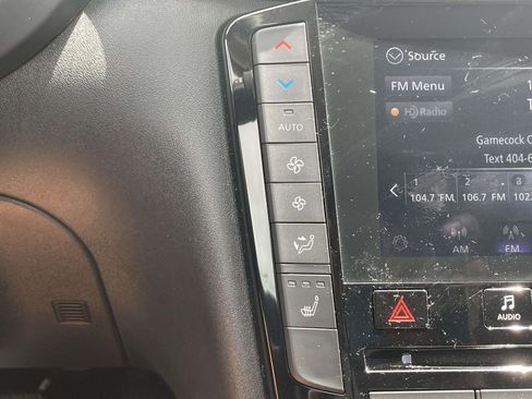 Used 2023 INFINITI QX50 Luxe FWD image 29