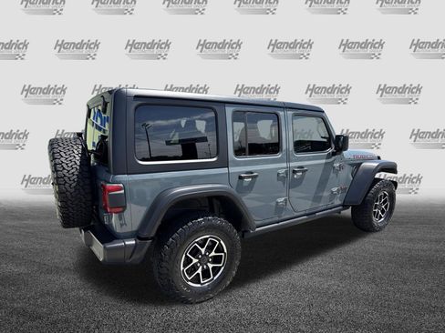 Used 2024 Jeep Wrangler Unlimited Rubicon AWD/4WD image 10
