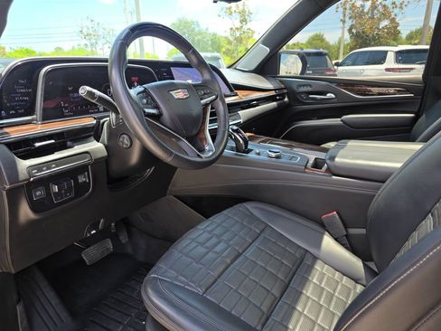 Used 2021 Cadillac Escalade Sport Platinum RWD image 31
