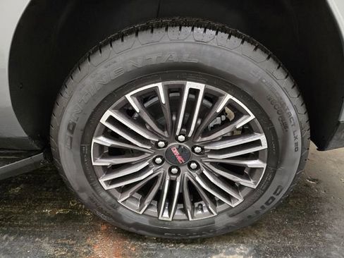 New 2026 GMC Yukon XL Elevation w/ LPO, Floor Liner Package AWD/4WD image 11