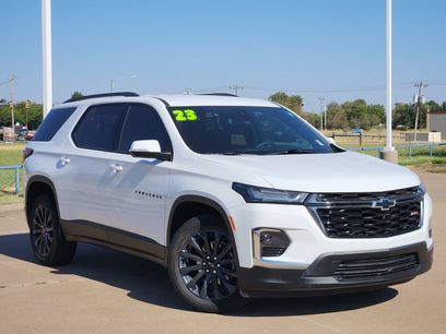 Used 2023 Chevrolet Traverse RS w/ LPO, Floor Liner Package