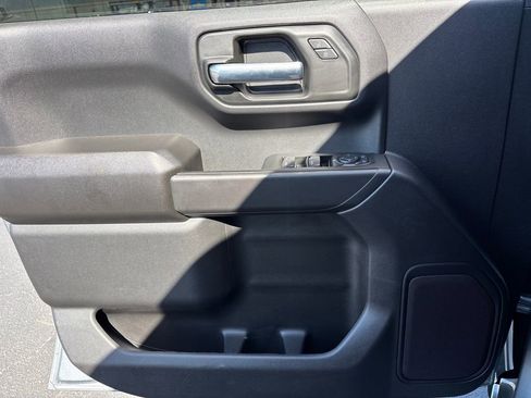 Used 2026 Chevrolet Silverado 1500 Custom Trail Boss w/ Dark Appearance Package image 22