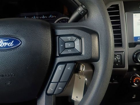 Used 2022 Ford F250 XL w/ Power Equipment Group image 25