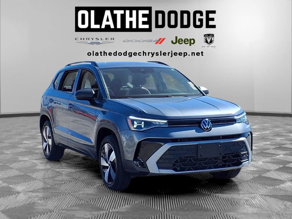 Used 2025 Volkswagen Taos S AWD/4WD image 30