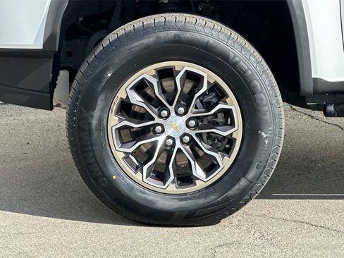 Used 2021 Chevrolet Colorado ZR2 image 31