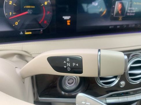 Used 2020 Mercedes-Benz S 450 Sedan image 31