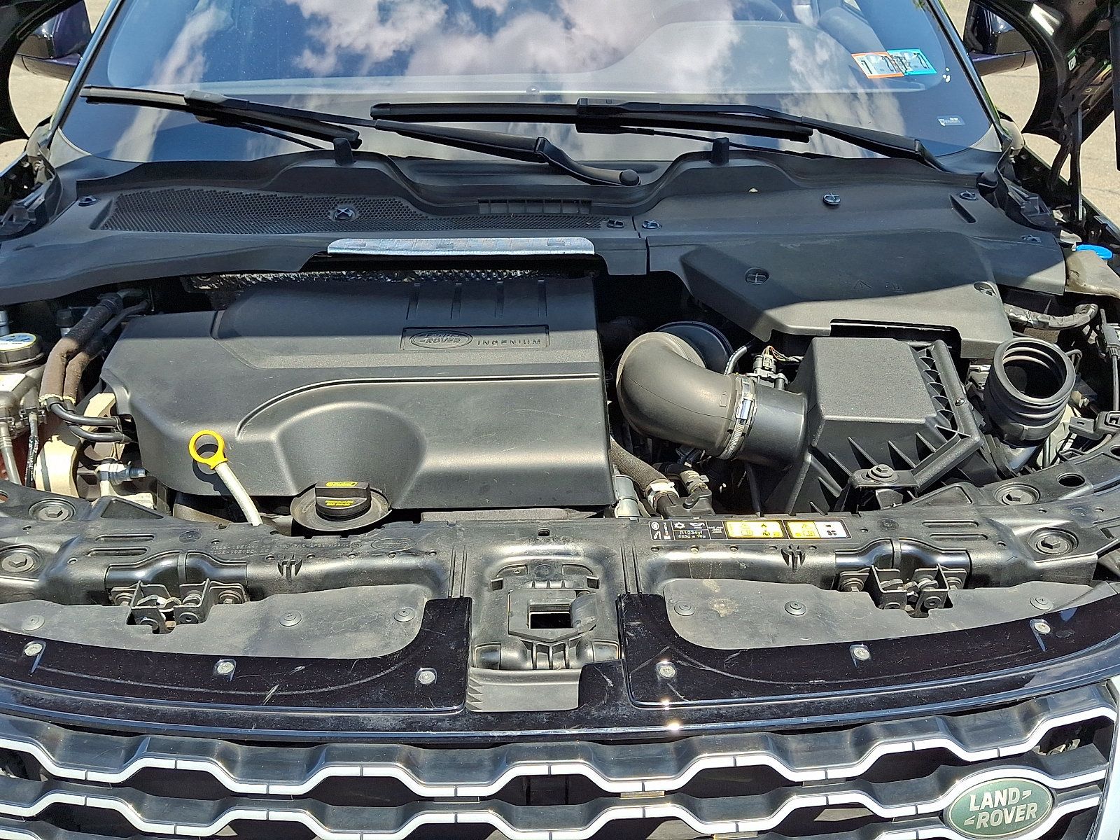 Used 2020 Land Rover Range Rover Evoque SE AWD/4WD image 28