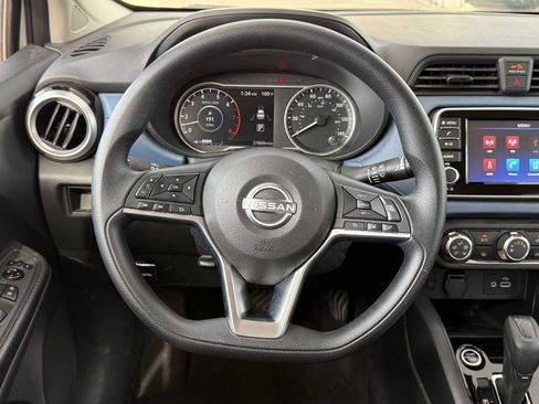 Used 2025 Nissan Versa SV FWD image 27