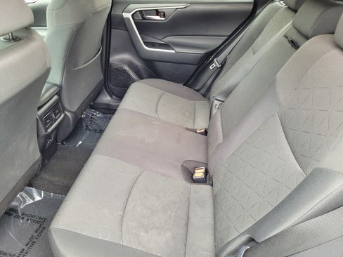 Used 2024 Toyota RAV4 XLE FWD image 17