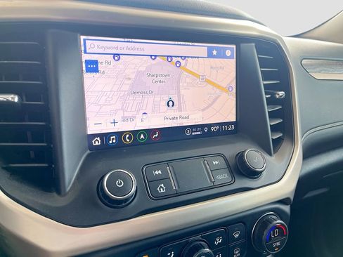 Used 2022 GMC Acadia Denali w/ Trailering Package image 13