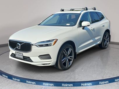 Used 2020 Volvo XC60 T5 Momentum w/ Protection Package Premier