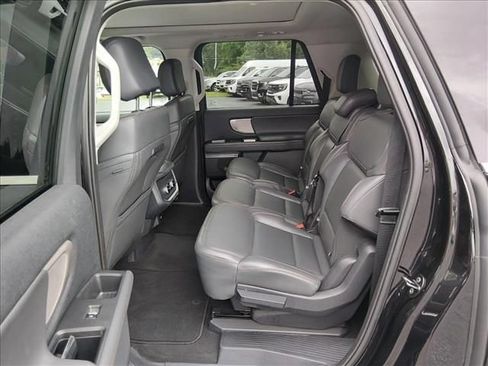 Used 2025 Ford Expedition Max Active RWD image 14