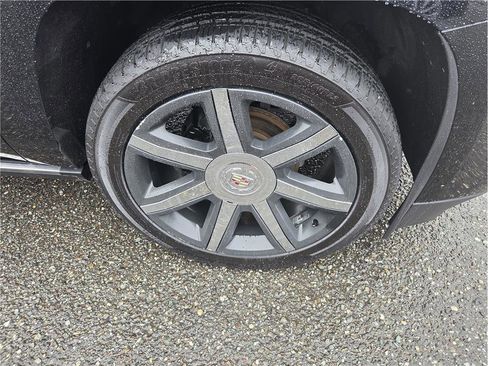 Used 2015 Cadillac Escalade ESV Premium image 11