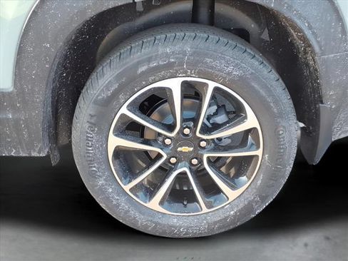 New 2026 Chevrolet TrailBlazer LT w/ Driver Confidence Package FWD image 25
