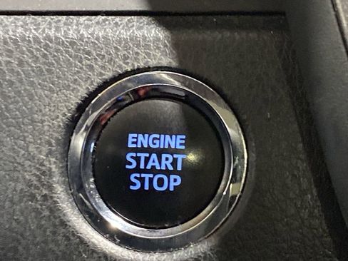 Used 2023 Toyota Camry XSE image 14