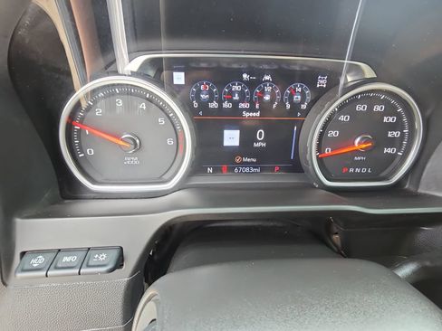 Used 2022 Chevrolet Silverado 1500 High Country w/ Technology Package AWD/4WD image 19