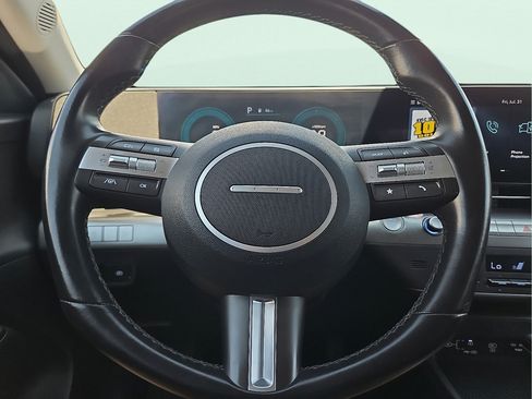 Used 2024 Hyundai Kona SEL AWD/4WD image 19