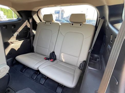 Used 2019 Hyundai Santa Fe XL image 36