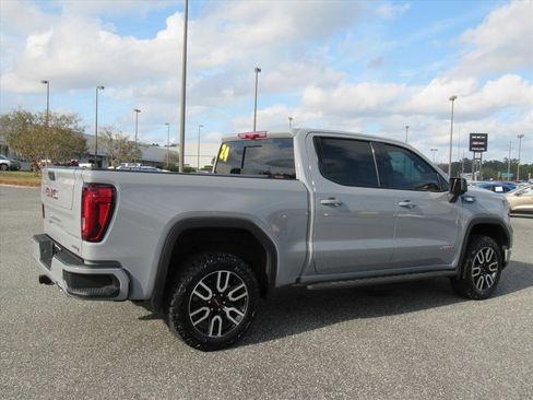 Used 2024 GMC Sierra 1500 AT4 w/ Technology Package image 7