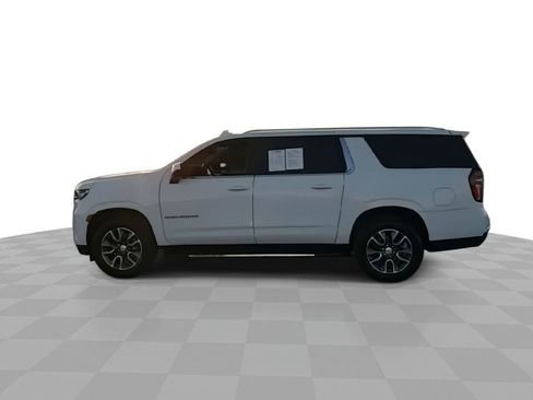 Used 2023 Chevrolet Suburban LS w/ Driver Alert Package image 5