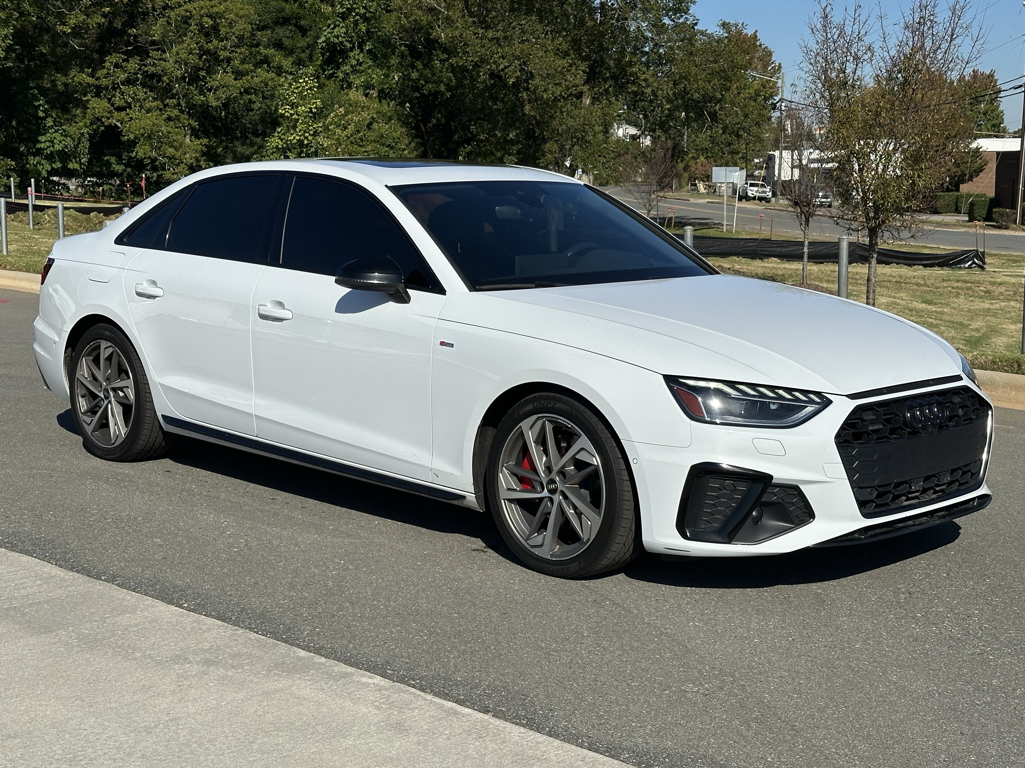 Used 2022 Audi A4 2.0T Prestige w/ Prestige Package AWD/4WD image 2