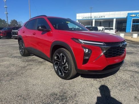 New 2026 Chevrolet Trax RS w/ Driver Confidence Package image 1