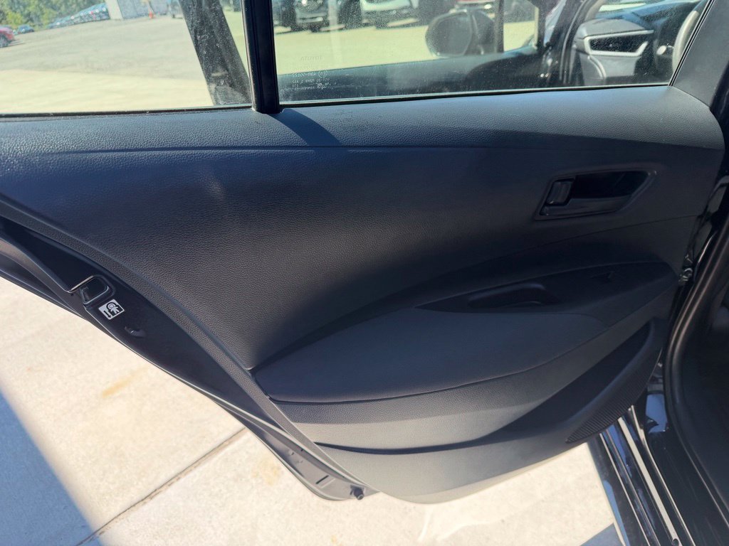 Used 2024 Toyota Corolla LE AWD/4WD image 10