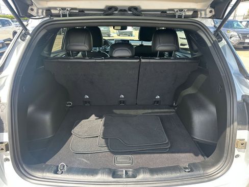 Used 2025 Jeep Compass Limited image 31